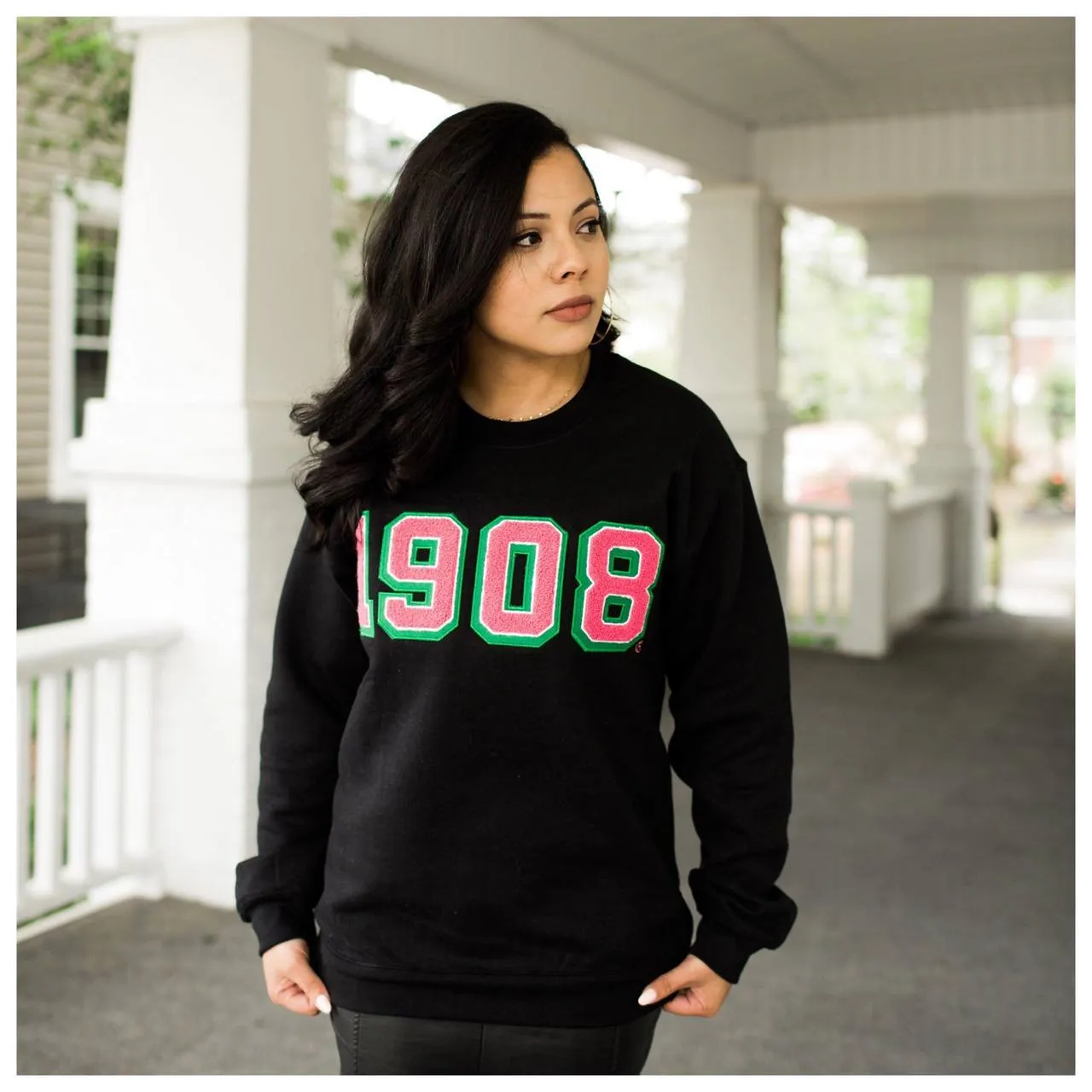 Black 1908 Sweatshirt (Unisex Sizing)