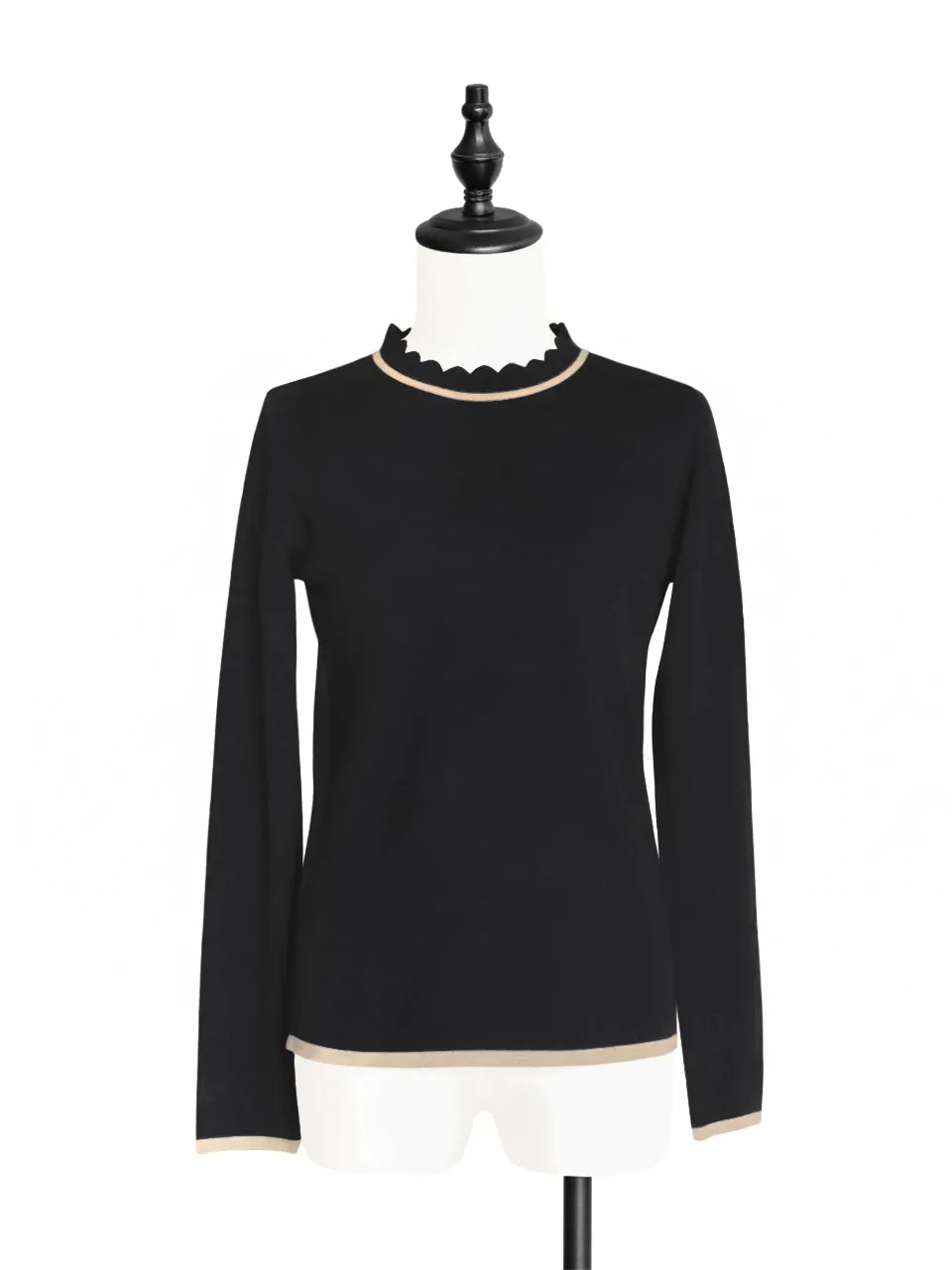 Black/ Beige Contrast Scalloped Cashmere Woollen Jumper