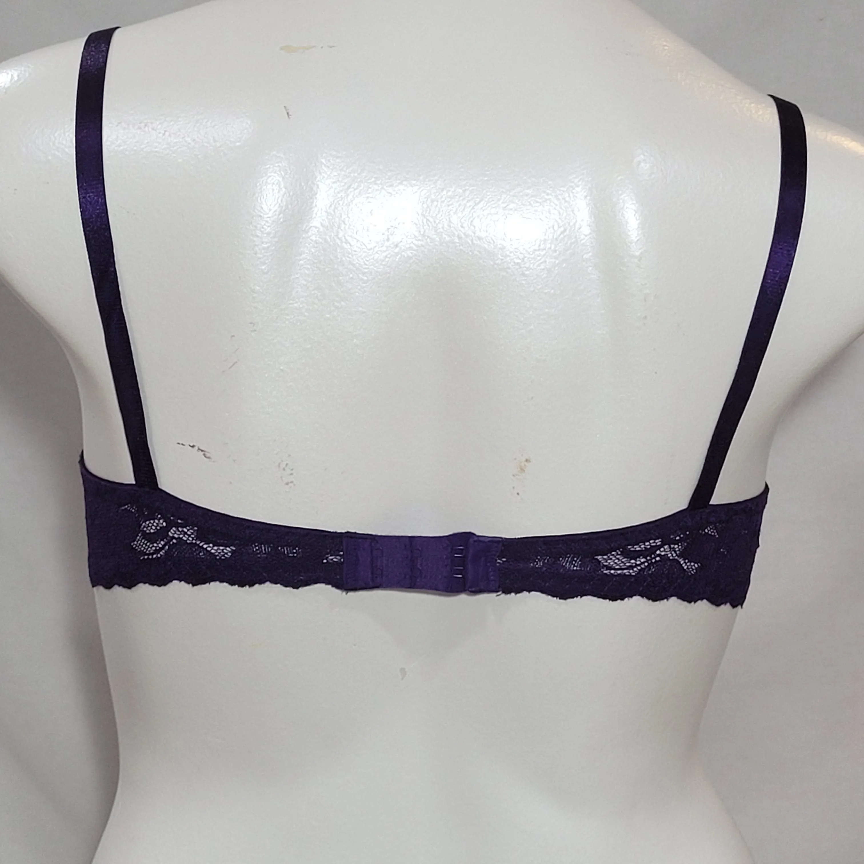 DISCONTINUED Maidenform 7900 7909 One Fabulous Fit Lace Trim T-Shirt UW Bra 36D Purple