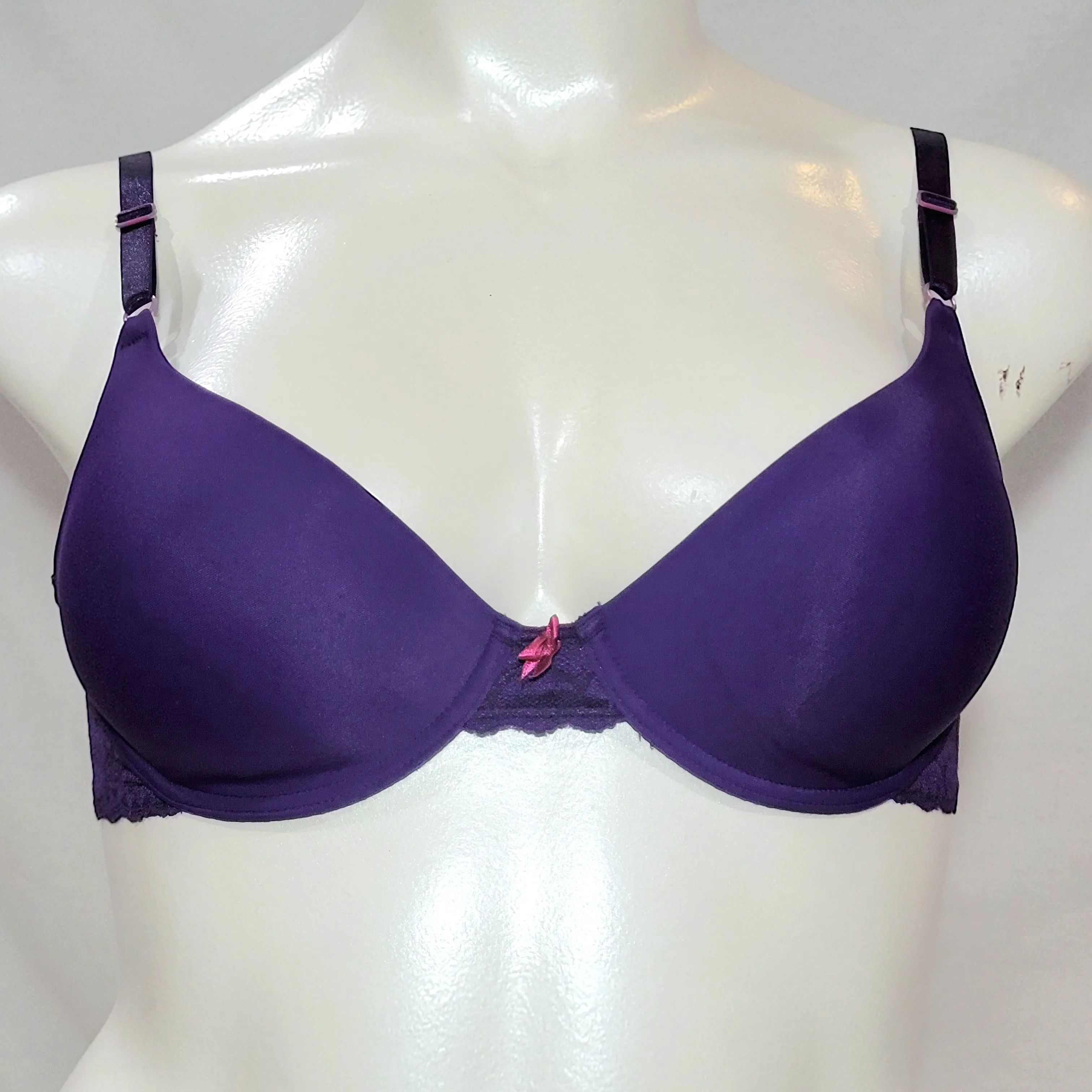 DISCONTINUED Maidenform 7900 7909 One Fabulous Fit Lace Trim T-Shirt UW Bra 36D Purple