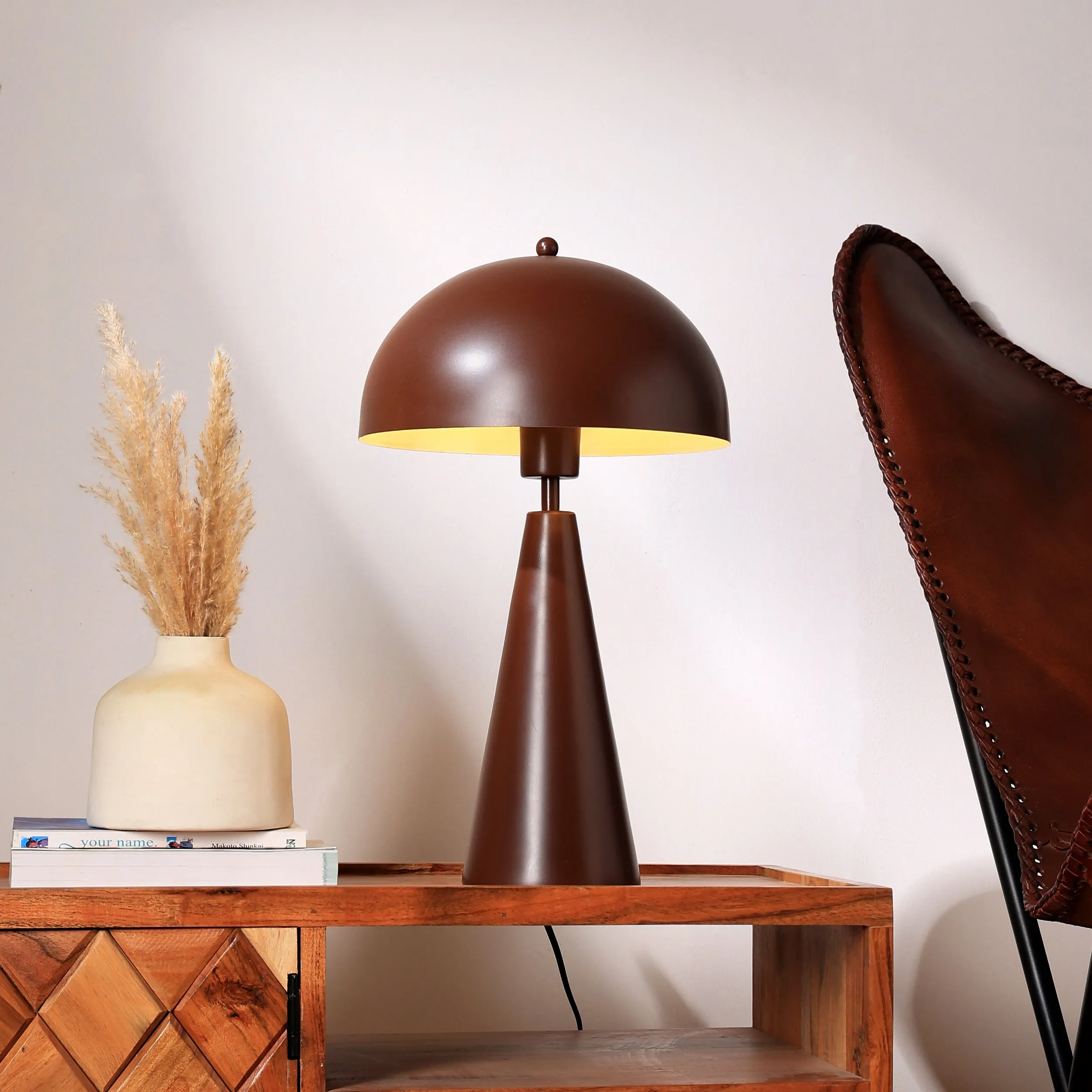 Hoa Sphere Table Lamp