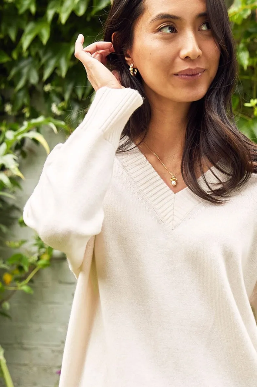 Merino Wool Relaxed V Neck Jumper | Cream