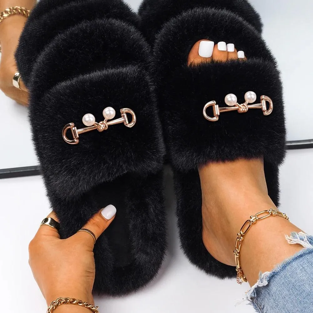 Women's Faux Fur Slippers - Fluffy, Furry Plush Slides with Personalized Letter Decor, Ideal Gift