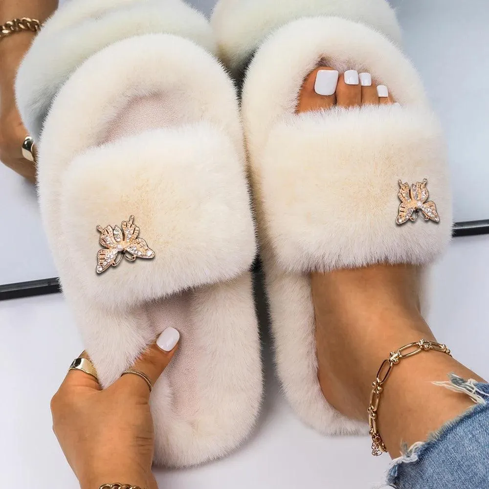 Women's Faux Fur Slippers - Fluffy, Furry Plush Slides with Personalized Letter Decor, Ideal Gift